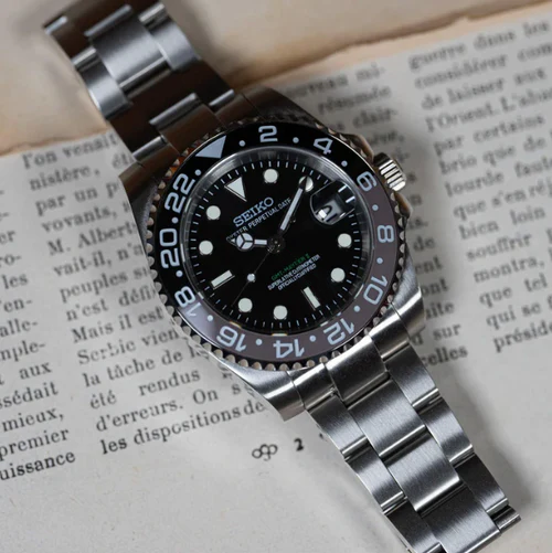 GMeiko︱Bruce Wayne